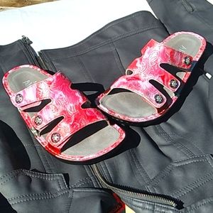 Women's Alegria pink 💗velcro straps sandals sz 39